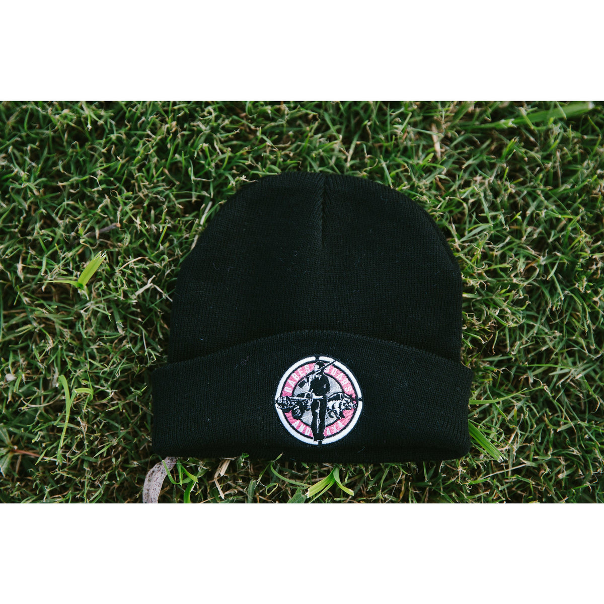 BABES BOARS & 4X4 BEANIE