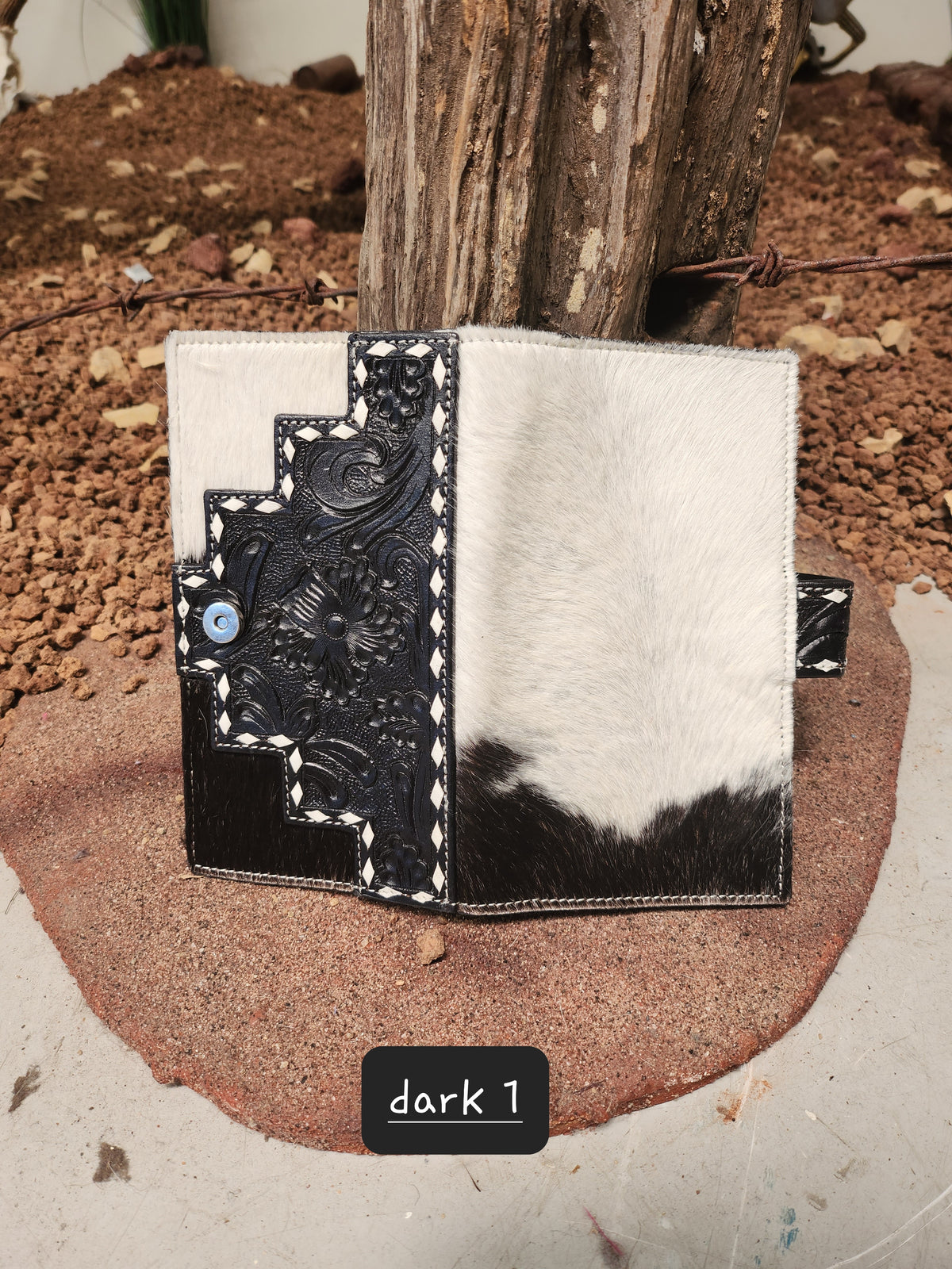 MantaTooling Leather Slim Button Wallet