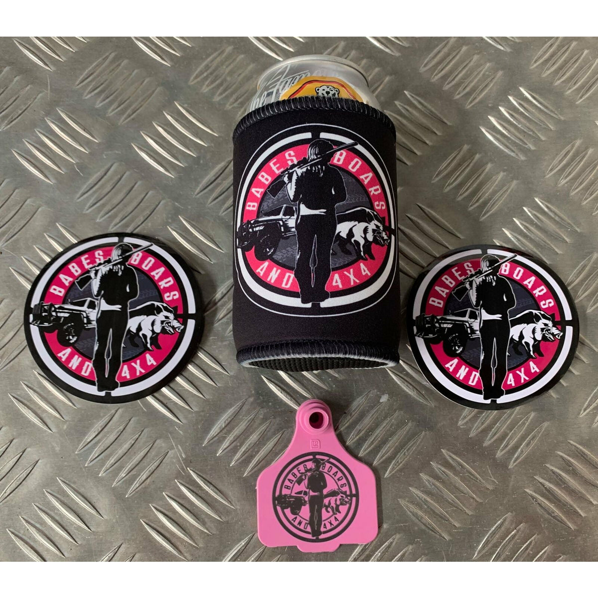 BABES BOARS & 4X4 PACK