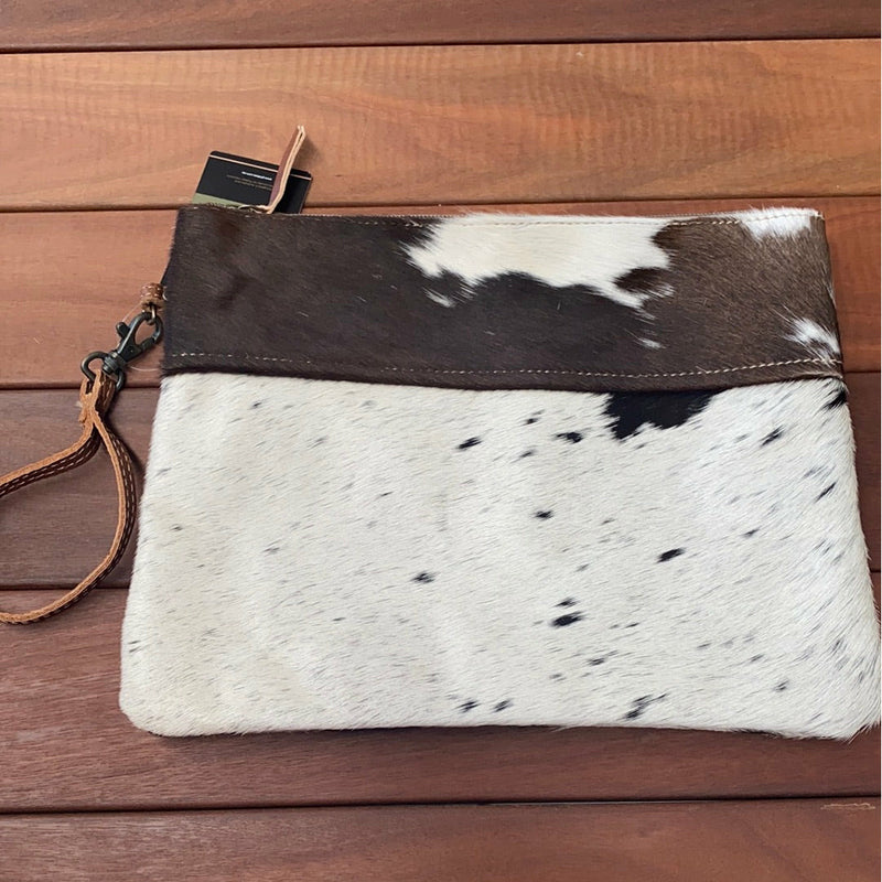 EVERYDAY COWHIDE ZIP CLUTCH BAG